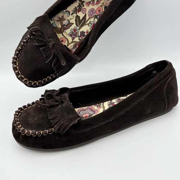 Decree Womens Leather Moccasins size 7M Dark Brown Fringe Contrasting Stitching - Picture 2 of 10